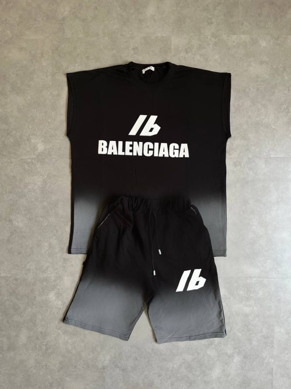 ست پنبه وست و شلوارک Balenciaga