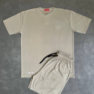 ست تیشرت و شلوارک سوزنی Nike
