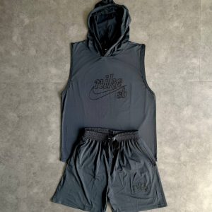 رکابی شلوارک کلاه دار سوزنی Nike SB