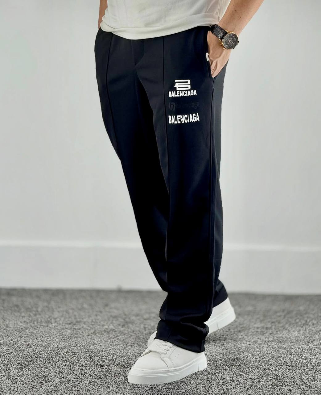 اسلش غواصی نیم بگ Balenciaga