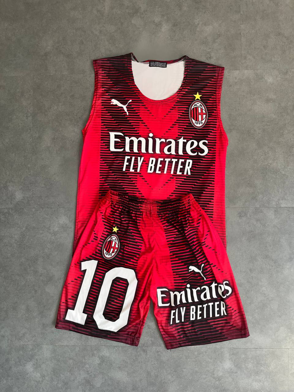 رکابی و شلوارک باشگاهی