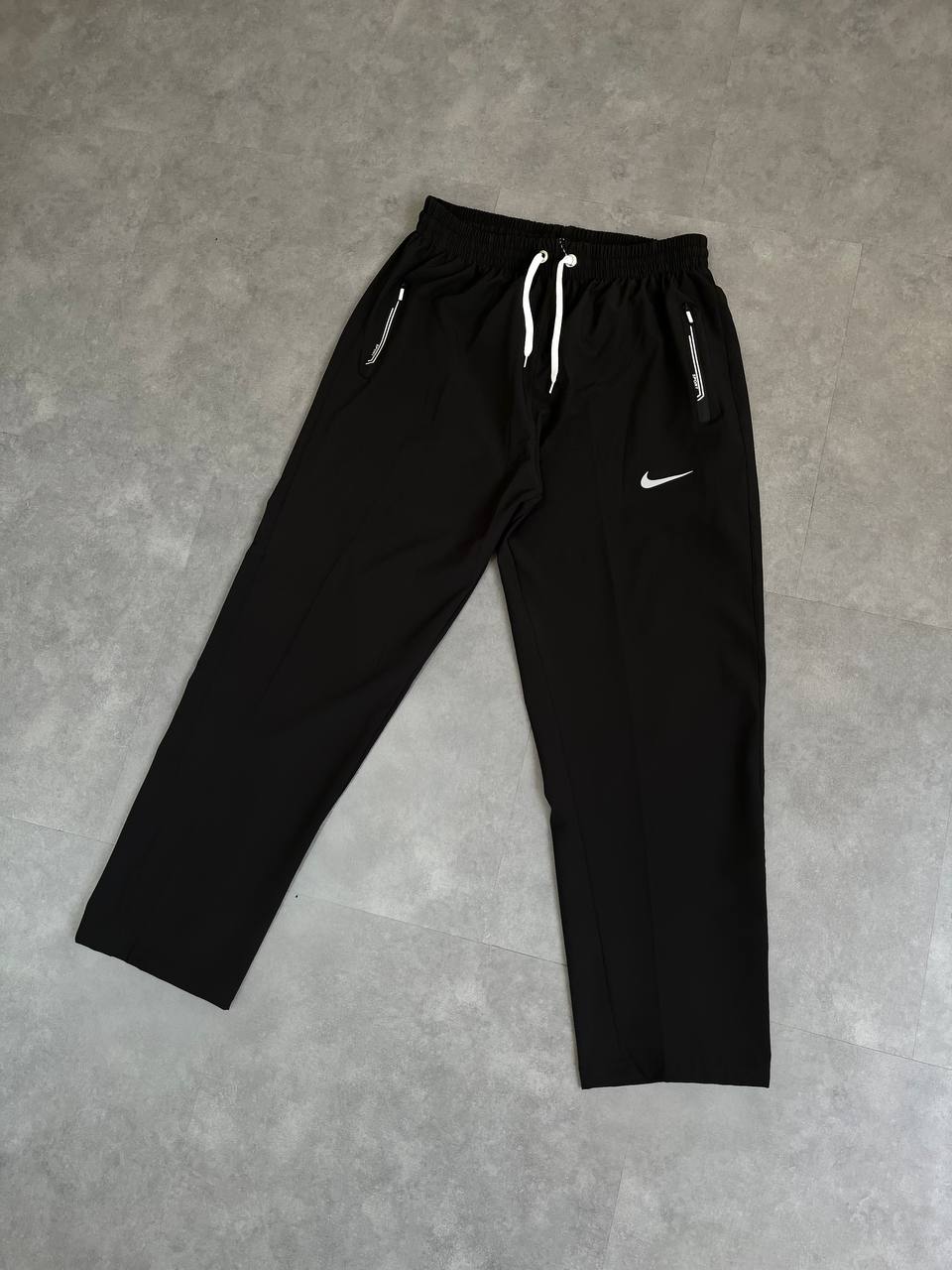 اسلش آیرو نایکی