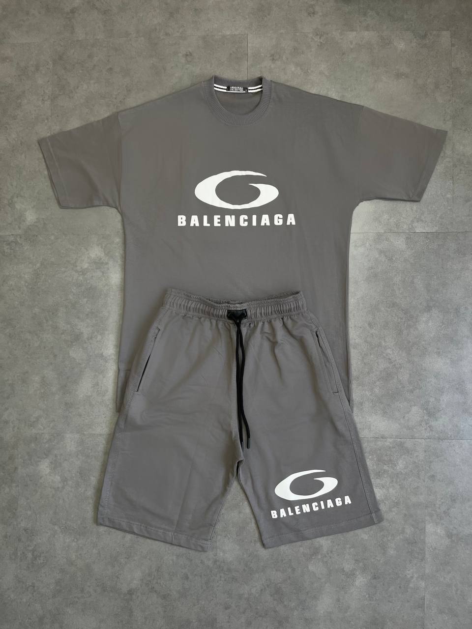 ست تیشرت و شلوارک Balenciaga