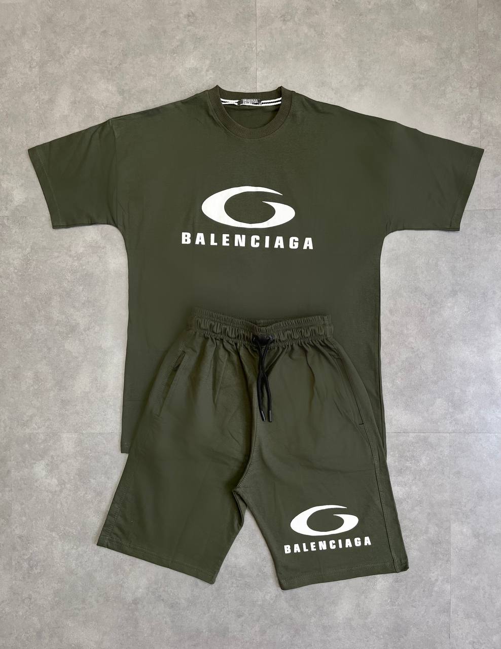 ست تیشرت و شلوارک Balenciaga