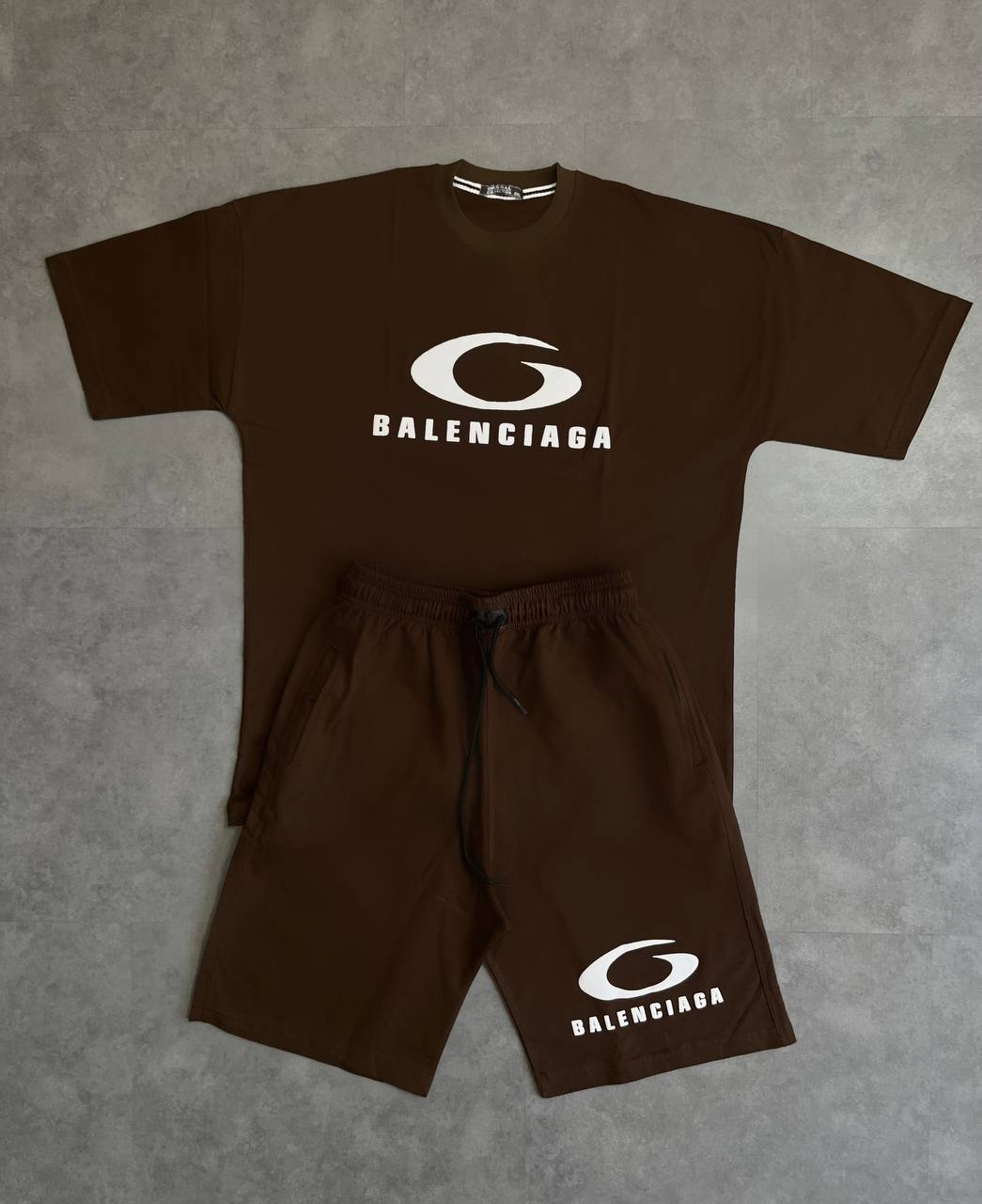 ست تیشرت و شلوارک Balenciaga